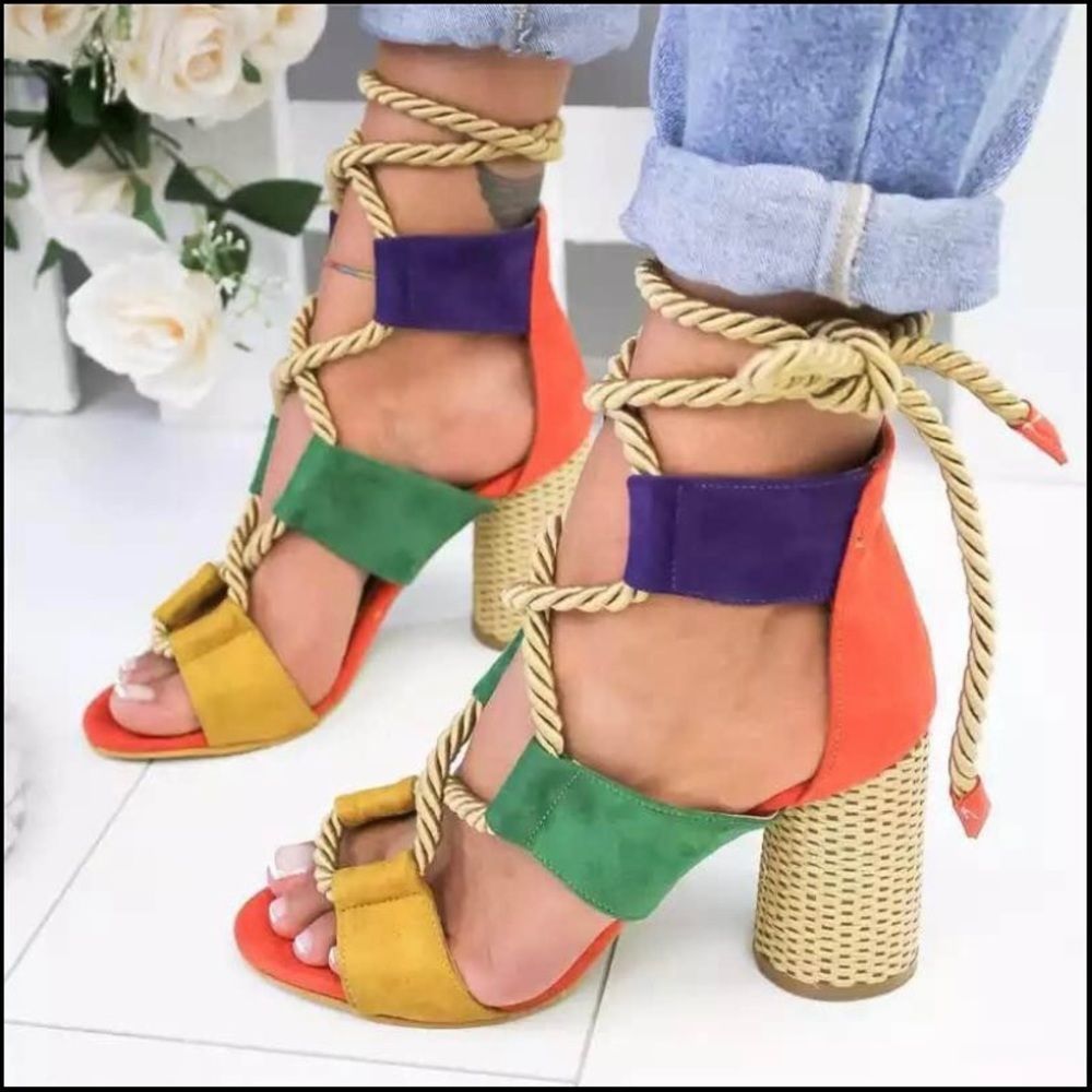 Summer chic footwear
